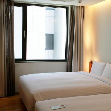 Seoul Hotel Shinshin Myeongdong エクステリア 写真